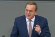 Německý ministr obrany nařizuje povinné přesuny na východní frontu