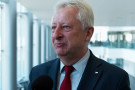 Armádní zakázka za 60 miliard se zpožďuje. Zůna čeká na CV90 Armádní zakázka za 60 miliard se zpožďuje. Zůna čeká na CV90