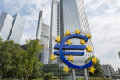 Inflace v eurozóně vyskočila. Evropě se vrací energetický problém