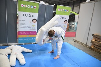 Kam 14. března 2026 za sportem? Na fotbal, volejbal, ragby, basketbal